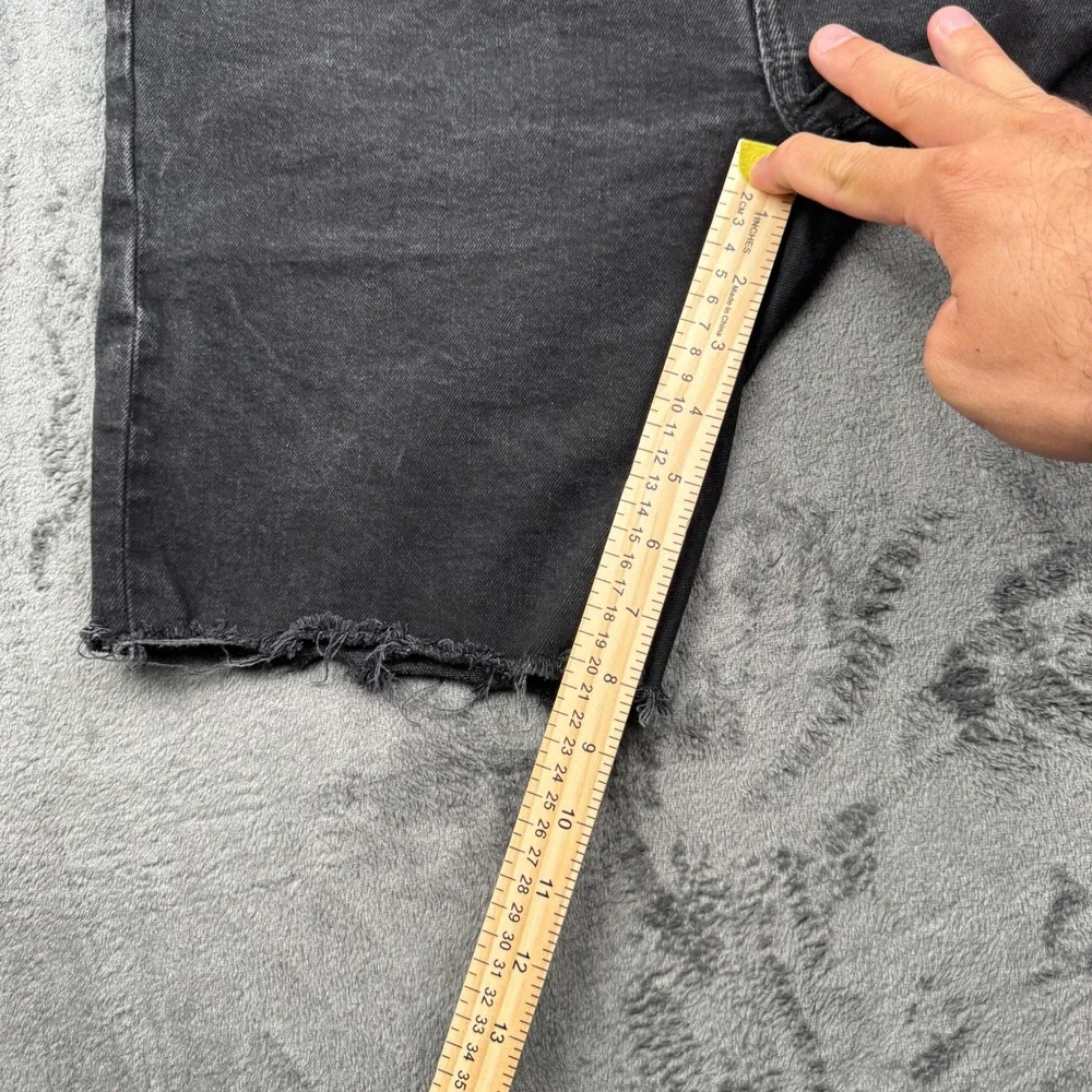 Levis Premium Denim Shorts Mens W34 Black Frayed Hem Cutoff Excellent